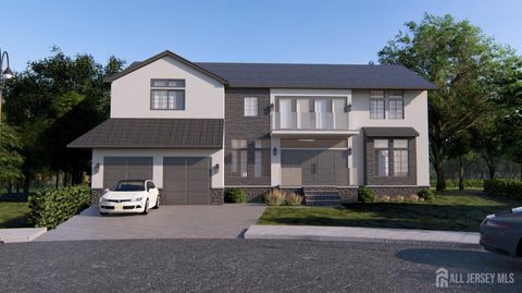 MLS: 2510753R
