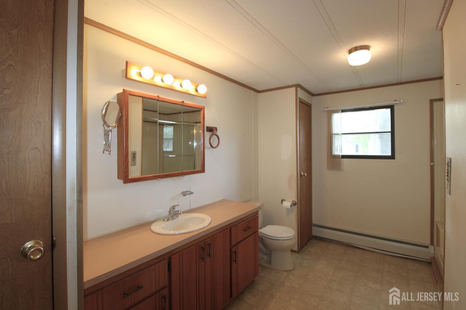 6 Emerson Road, North Brunswick, New Jersey image 11
