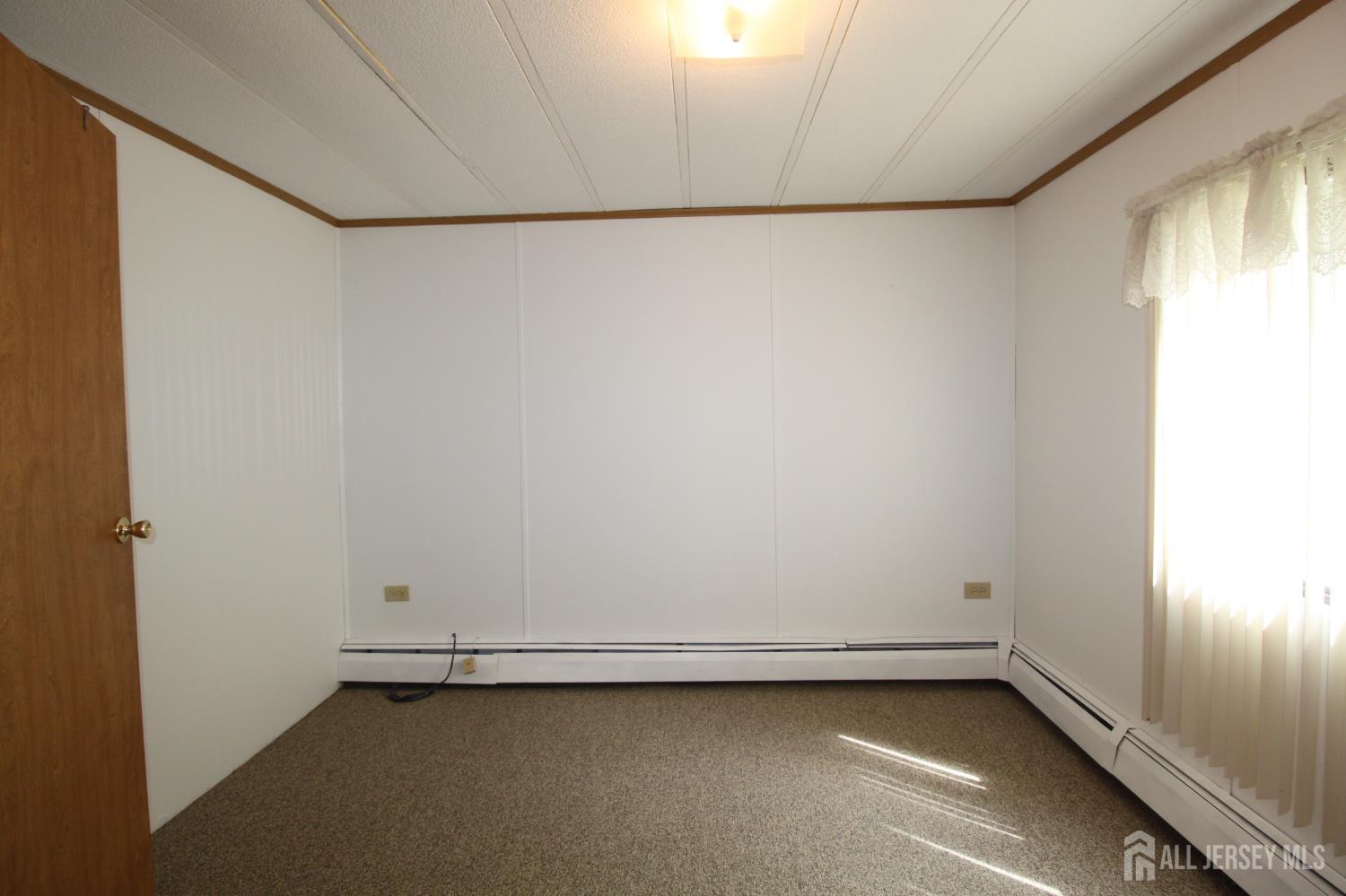 6 Emerson Road, North Brunswick, New Jersey image 18