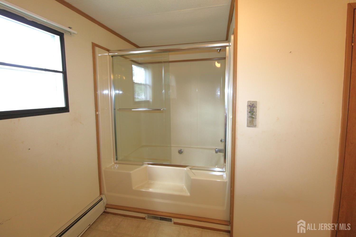6 Emerson Road, North Brunswick, New Jersey image 12