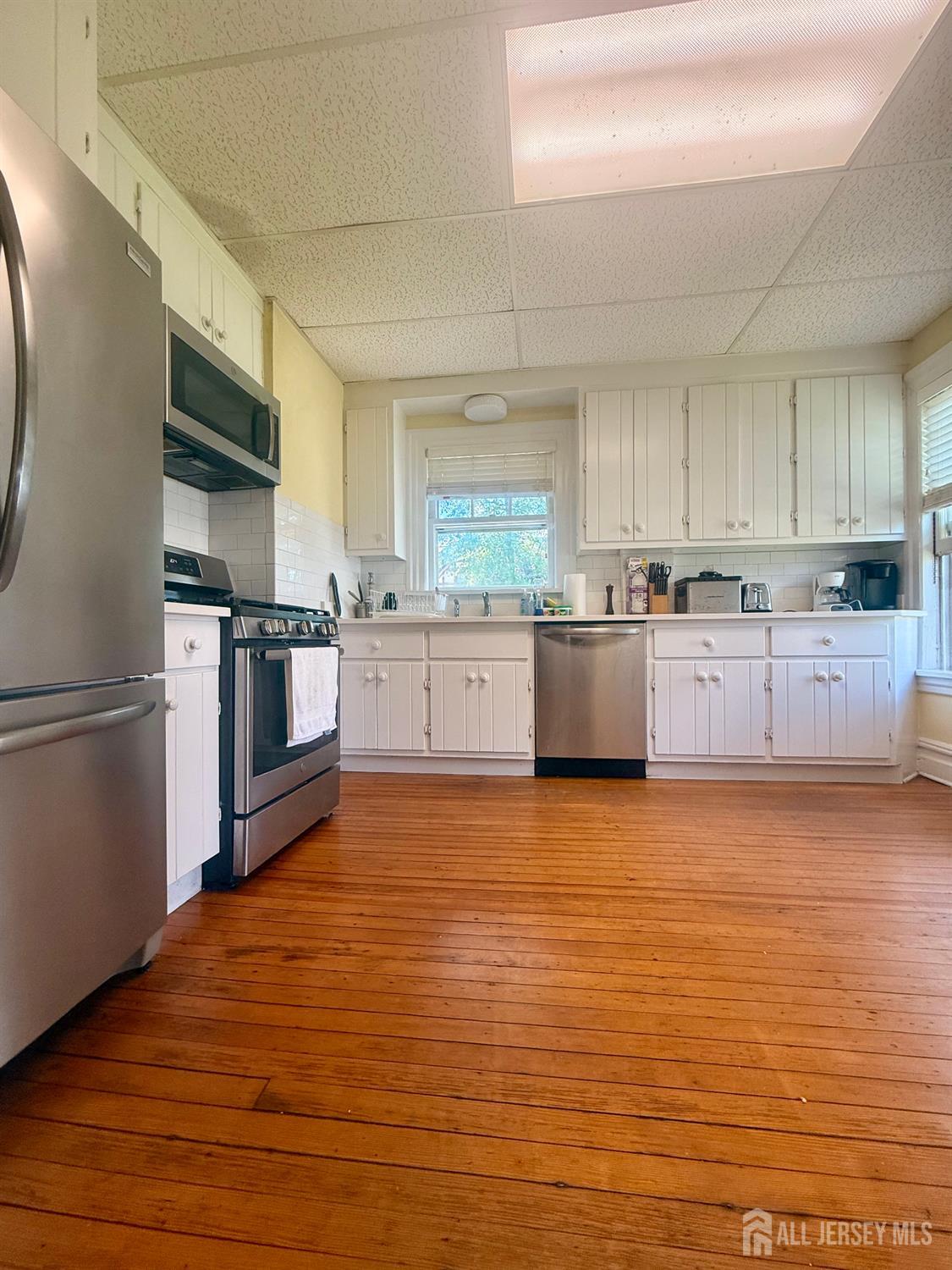 451 E Main Street, Somerville, New Jersey image 18