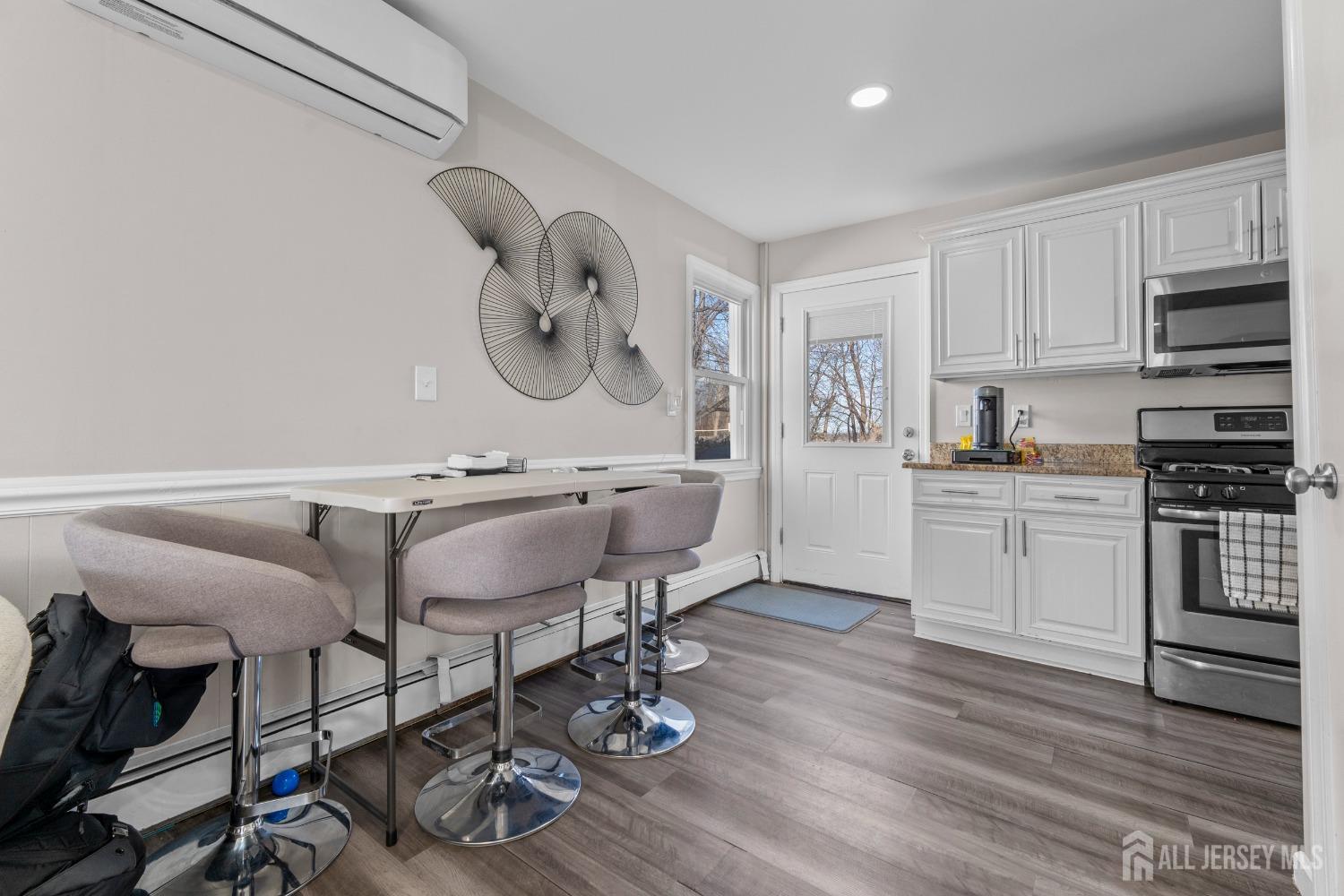 391 Prospect Avenue, Avenel, New Jersey image 4