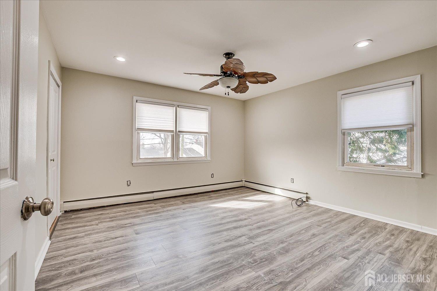 Edison, New Jersey 08837, United States, 3 Bedrooms Bedrooms, ,1 BathroomBathrooms,Residential,Active,8932