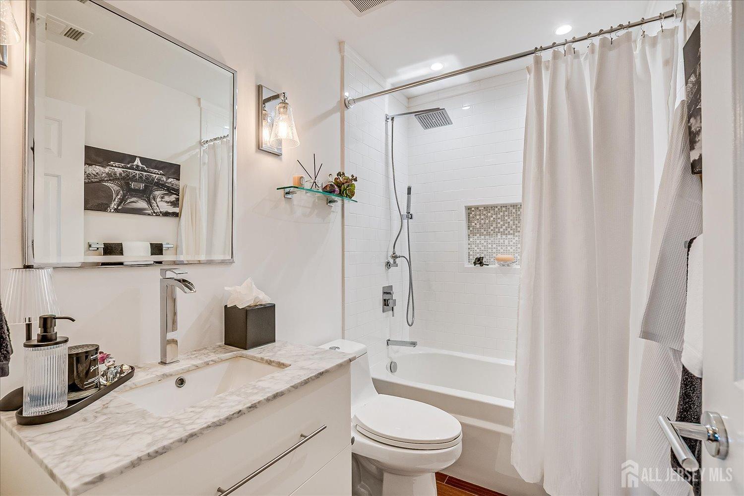 5204 Stonehedge Road, Edison, New Jersey image 35