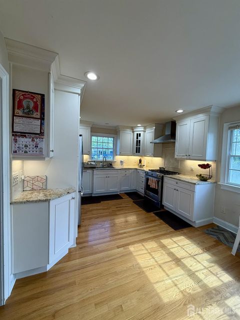 Homes For Rent - 214 Rivercrest Drive<br/> Piscataway, NJ 08854