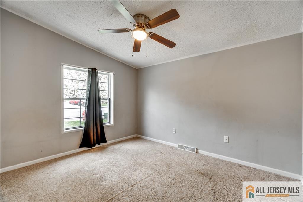 14 Dickens Road, North Brunswick, New Jersey image 13