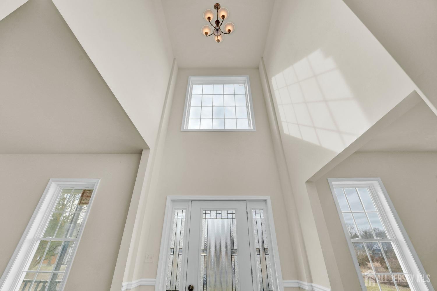 11 Davon Lane, Hamburg, New Jersey image 4