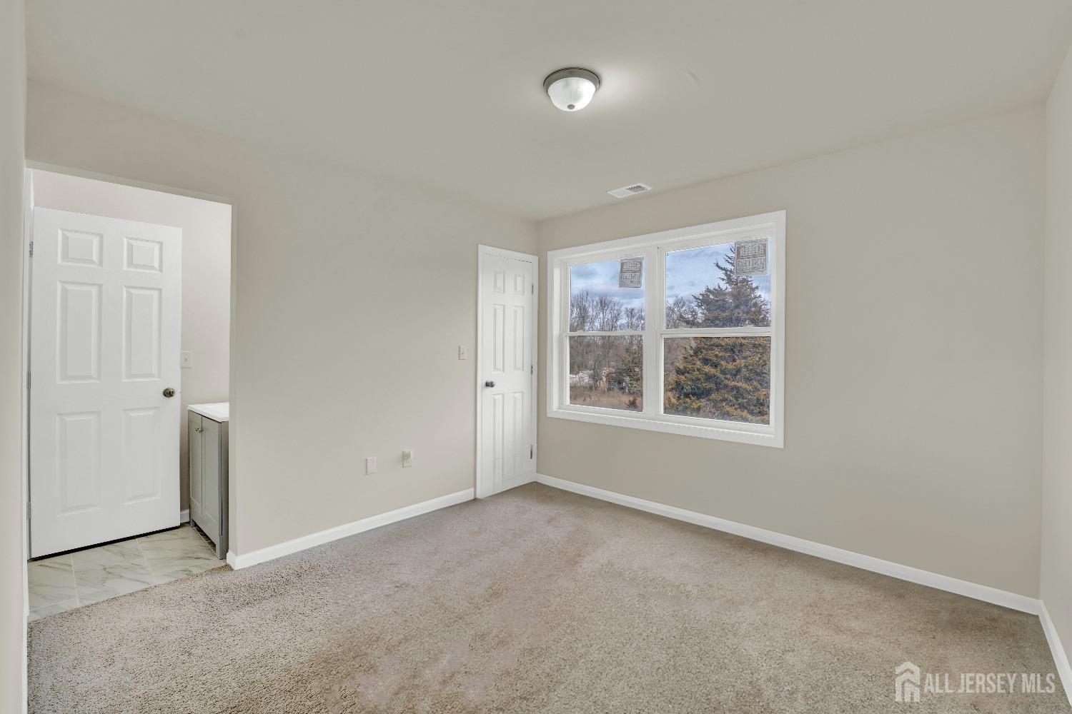 11 Davon Lane, Hamburg, New Jersey image 24