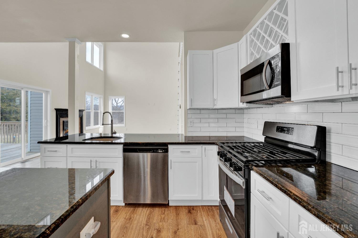 11 Davon Lane, Hamburg, New Jersey image 13