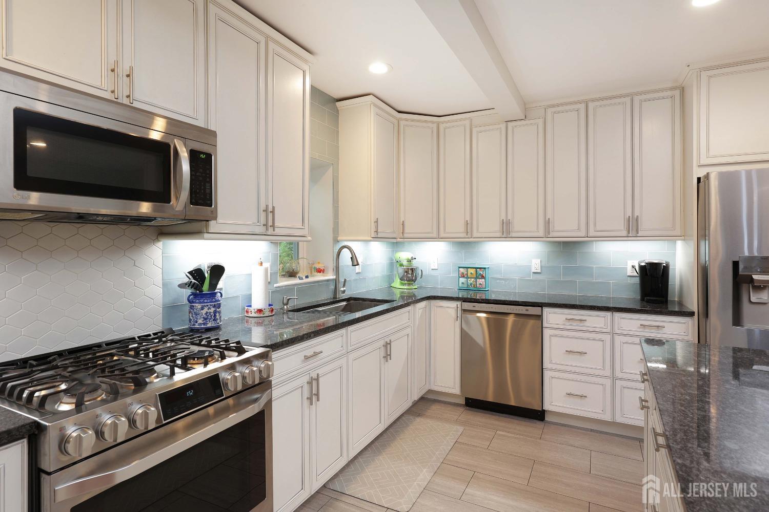 49 E Sedgwick Street, Monroe Township, New Jersey image 12