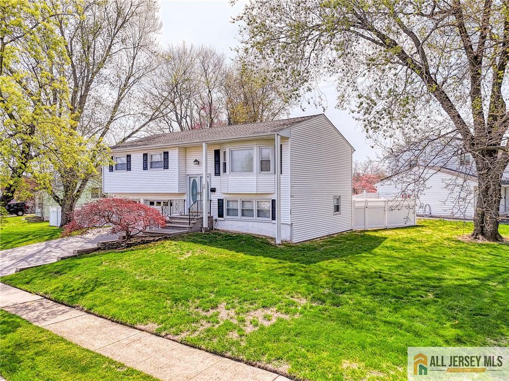 14 Gramercy Road, Old Bridge, New Jersey image 2