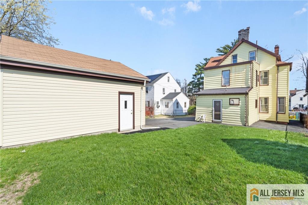 689 Springdale Avenue, East Orange, New Jersey image 23