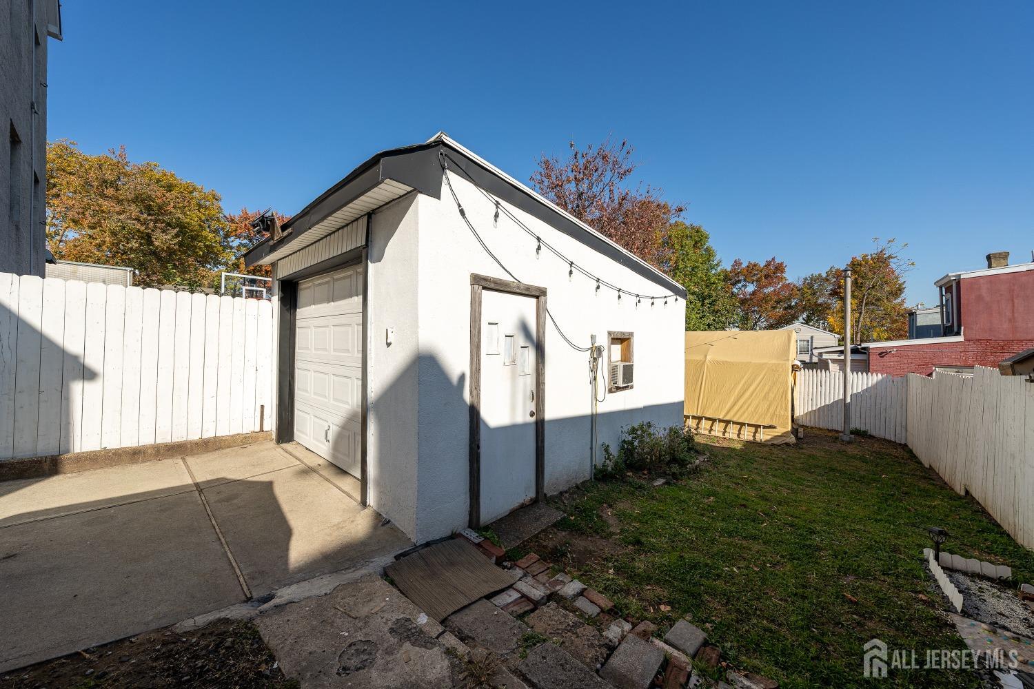 336 Lawrence Street, Perth Amboy, New Jersey image 23