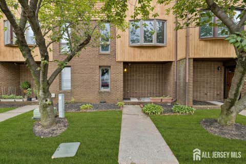 Townhouse For Rent - 92 Paul Robeson Boulevard<br/> New Brunswick, NJ 08901