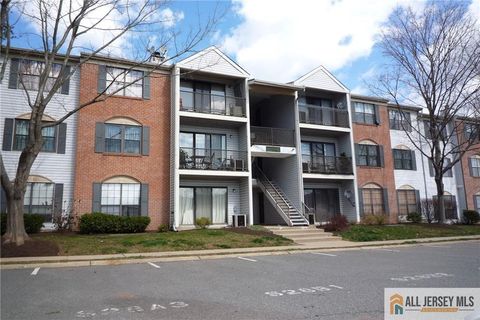 Homes For Rent - 363 Lancaster Court<br/> Piscataway, NJ 08854