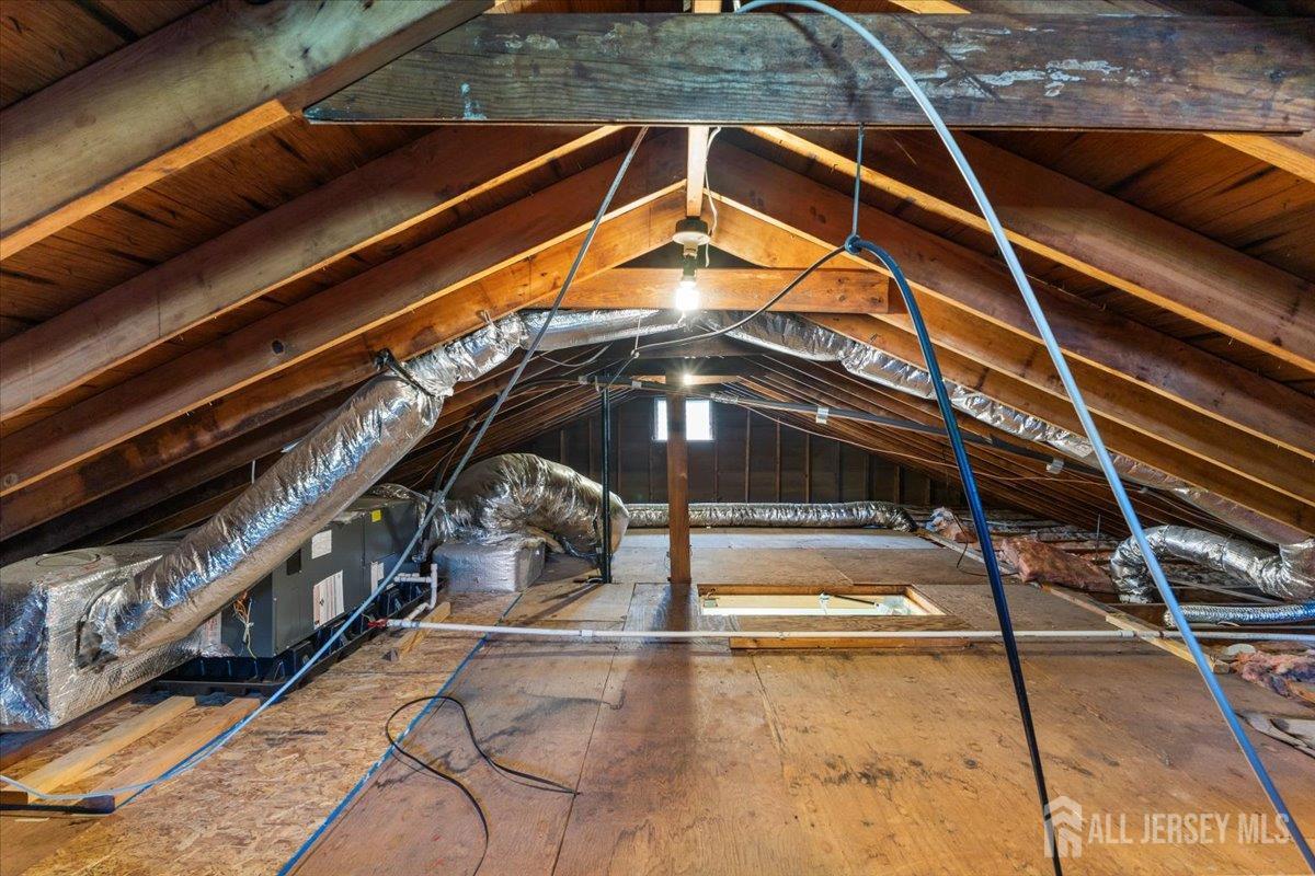 17 Columbine Circle, Toms River, New Jersey image 23