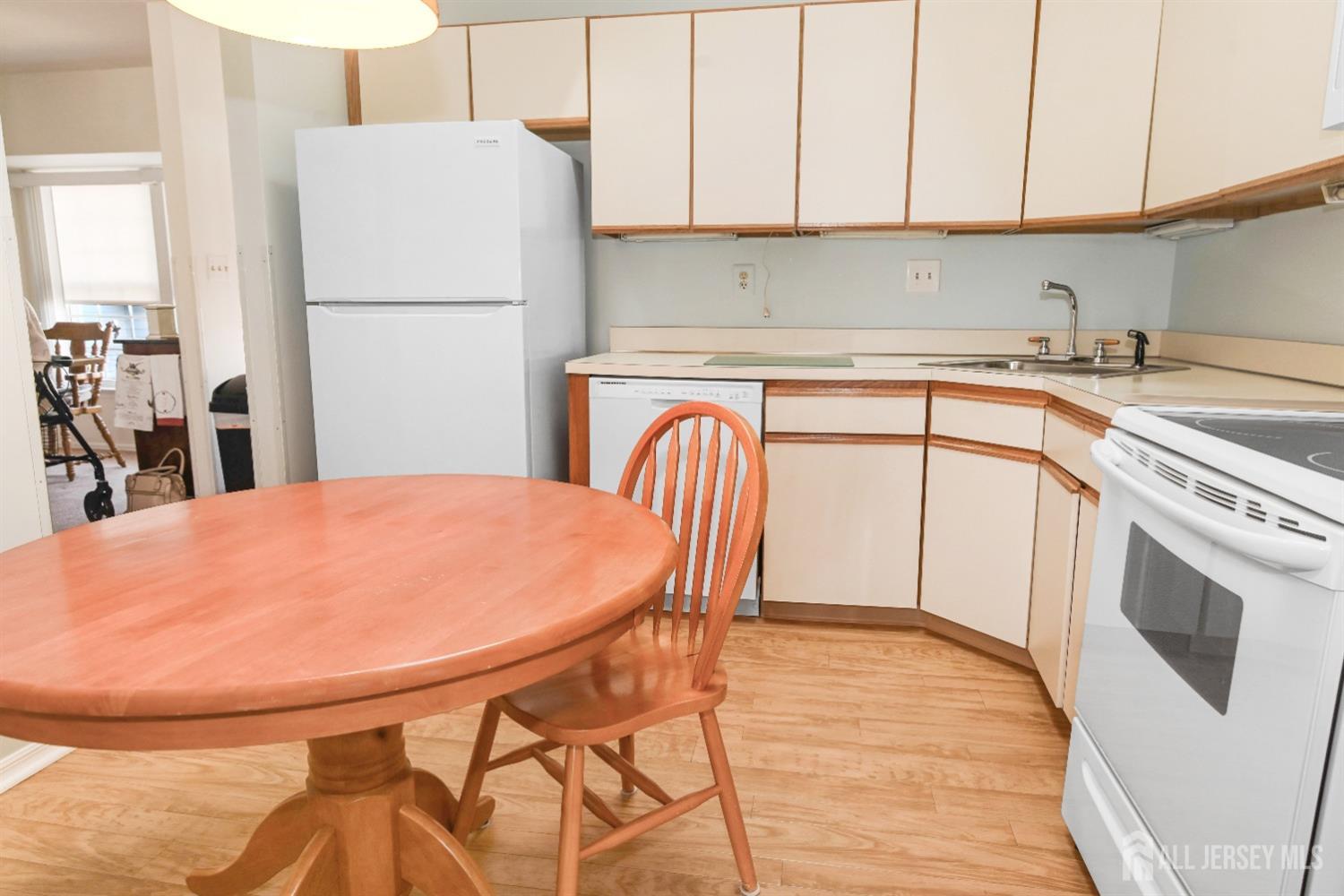 26 James Buchanan Drive #26F, Monroe Township, New Jersey image 6