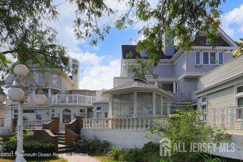 Condo For Sale - 100 1st Street #11<br/> Keyport, NJ 07735