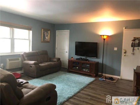 Apartment For Rent - 289 Main Street #11D<br/> Spotswood, NJ 08884