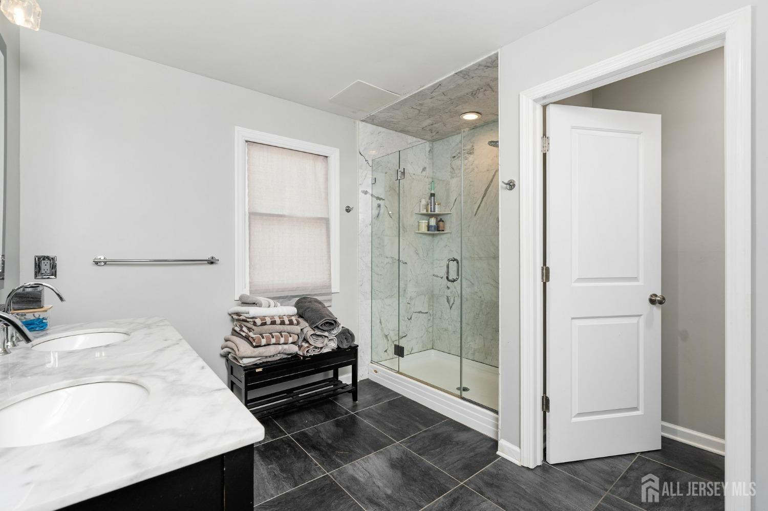 163 Dutch Road, East Brunswick, New Jersey image 15