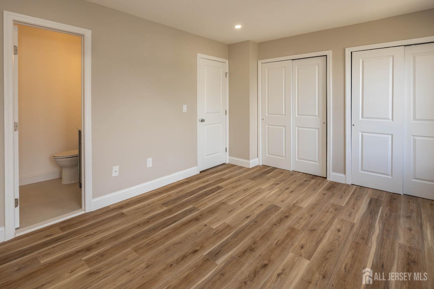 384 Danbury Lane, East Brunswick, New Jersey image 17