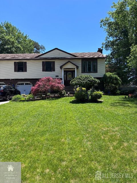 Homes For Sale - 115 Oak Street<br/> Old Bridge, NJ 08857