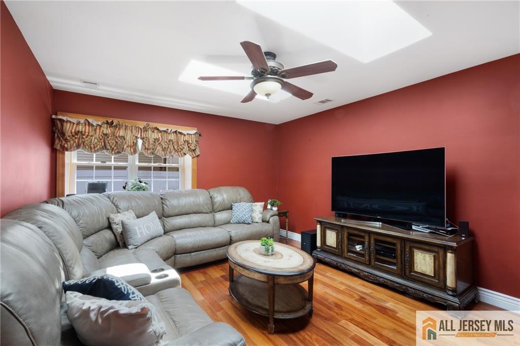 49 Lavender Drive, Edison, New Jersey image 5