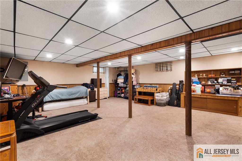 49 Lavender Drive, Edison, New Jersey image 22