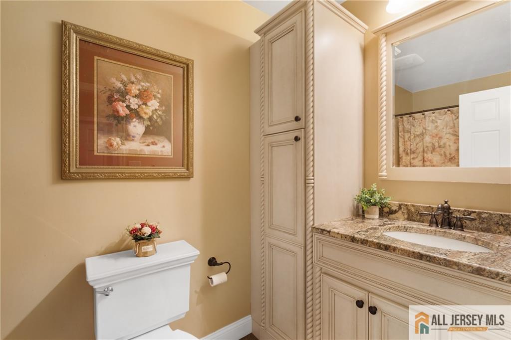 49 Lavender Drive, Edison, New Jersey image 20