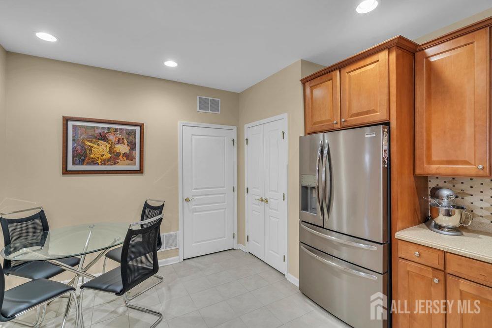 8103 Westover Way, Franklin, New Jersey image 14