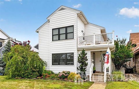 Homes For Sale - 31 Simpson Avenue<br/> Ocean City, NJ 08226