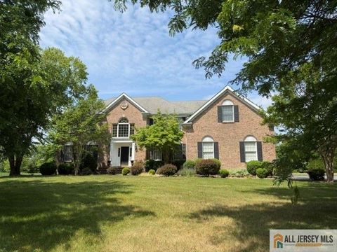 Homes For Rent - 4 Applegate Court<br/> Cranbury, NJ 08512