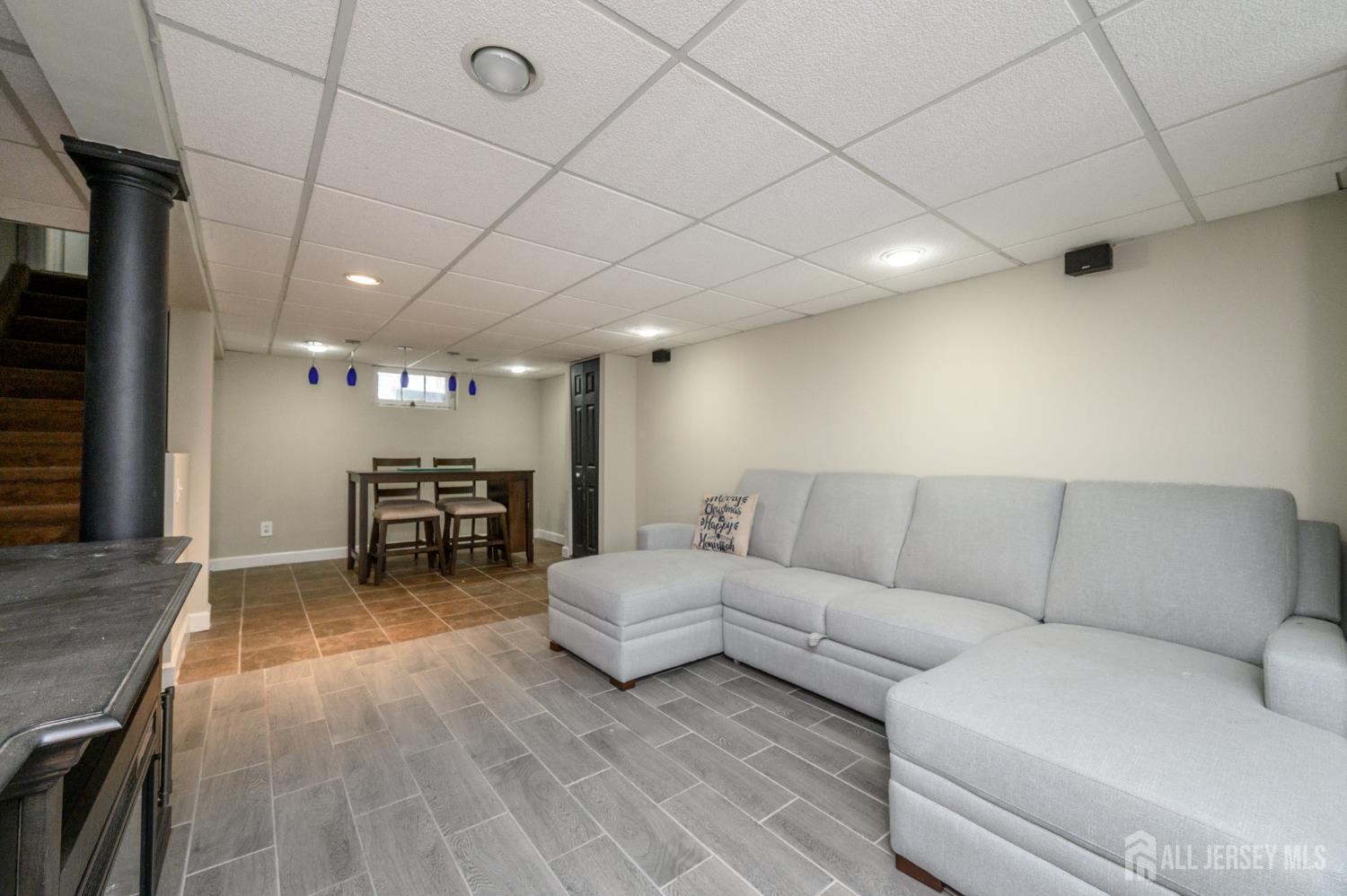 9 Livingston Street, Clifton, New Jersey image 23