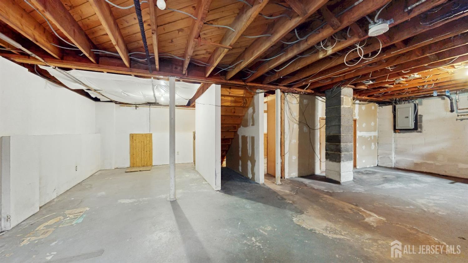 107 Loring Avenue, Edison, New Jersey image 23
