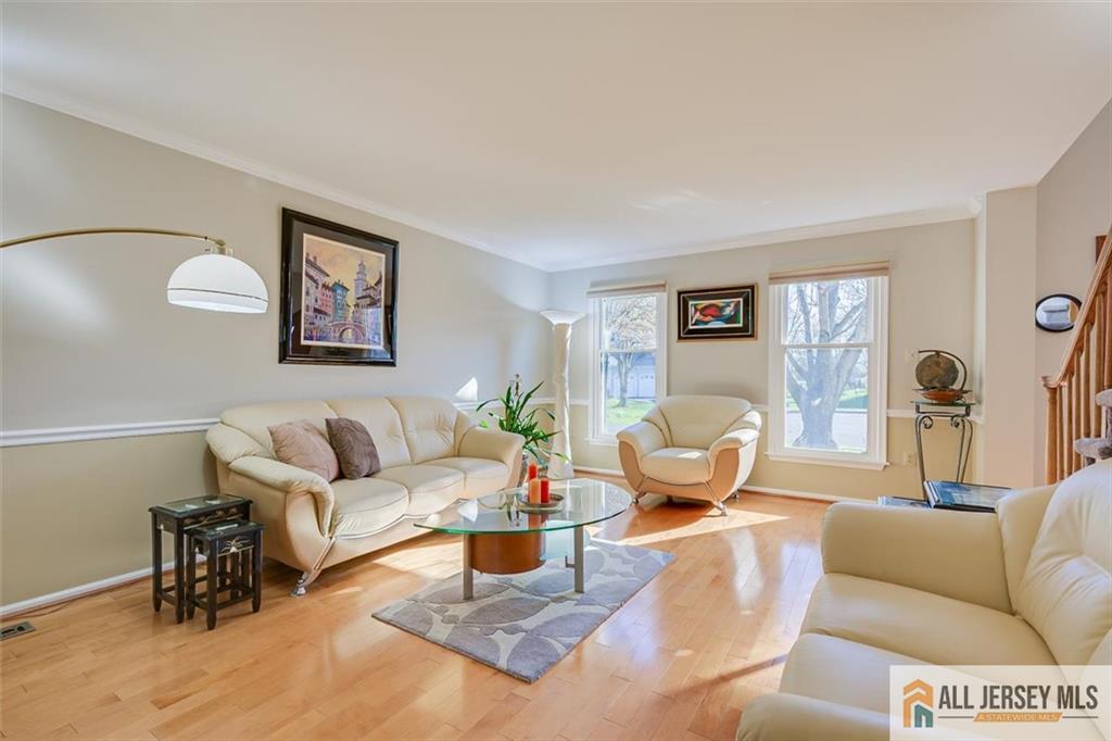 South Brunswick, New Jersey, 08824, United States, 4 Bedrooms Bedrooms, ,3 BathroomsBathrooms,Residential,Active,2035672