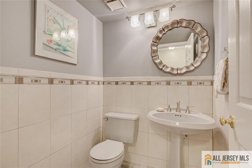 South Brunswick, New Jersey, 08824, United States, 4 Bedrooms Bedrooms, ,3 BathroomsBathrooms,Residential,Active,2035672