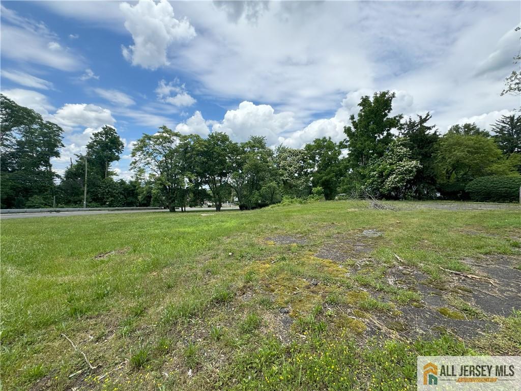 1 Wickatunk Road, Manalapan, New Jersey image 11