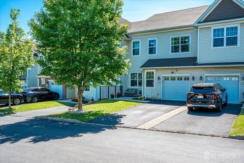 Condo For Sale - 168 Savoth Lane<br/> Colonia, NJ 07067
