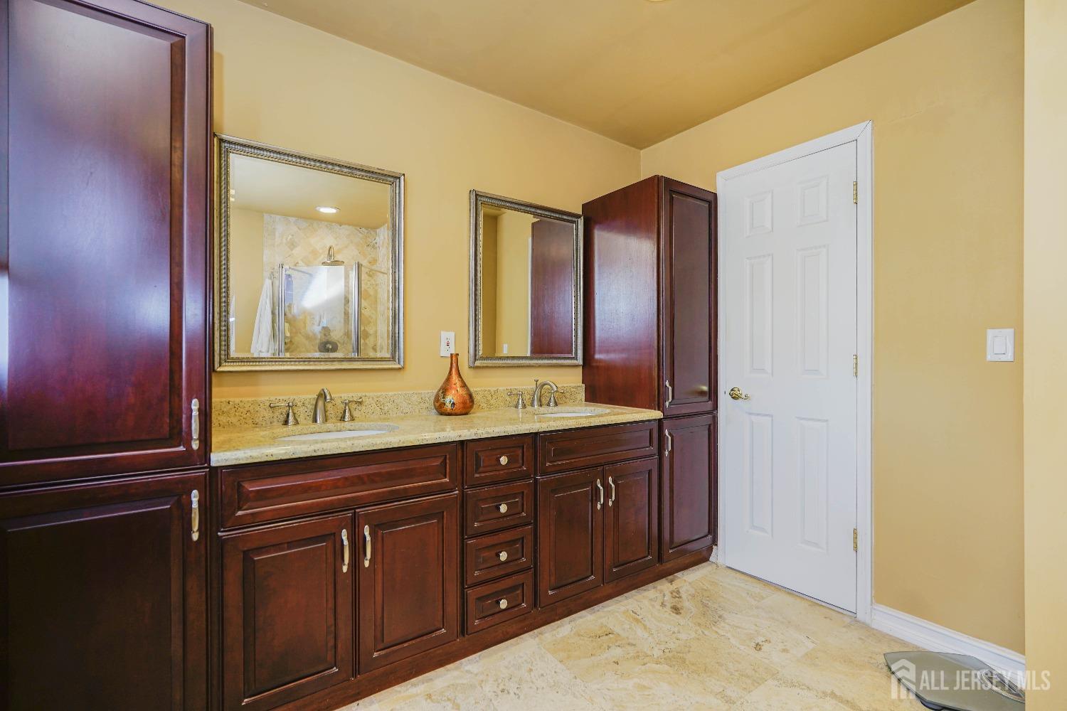 415 Spotswood Englishtown Road, Monroe Township, New Jersey image 22