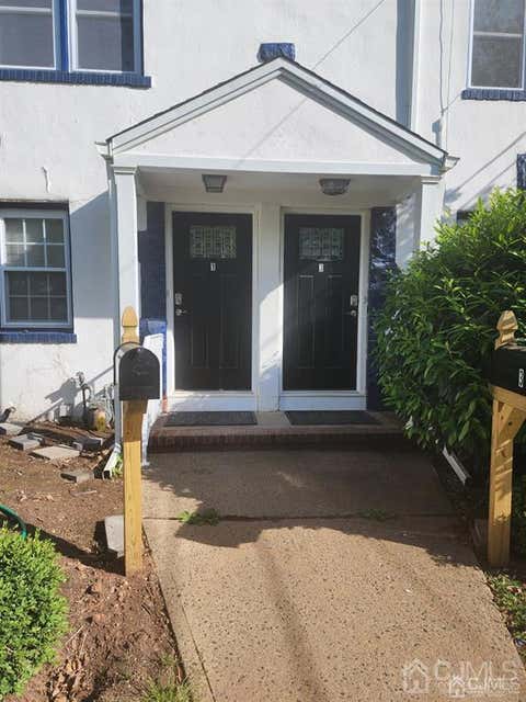 Homes For Rent - 3 Elm Court<br/> Middlesex County, Metuchen, NJ 08840