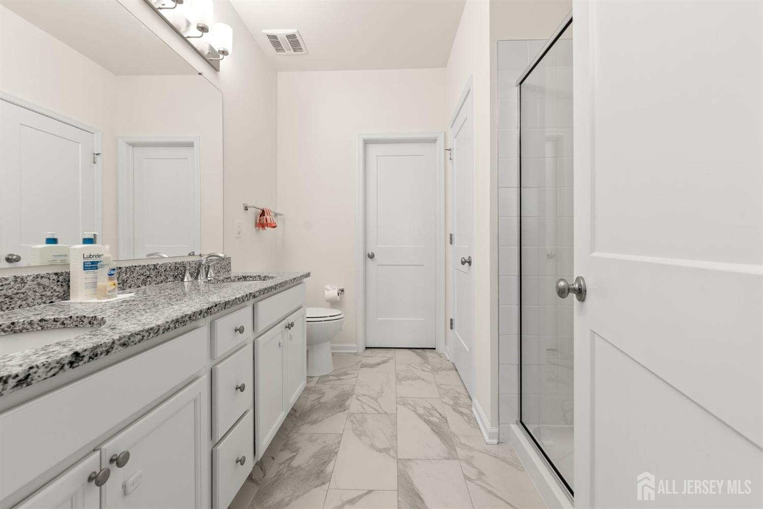70 Depot Way, Dunellen, New Jersey image 20