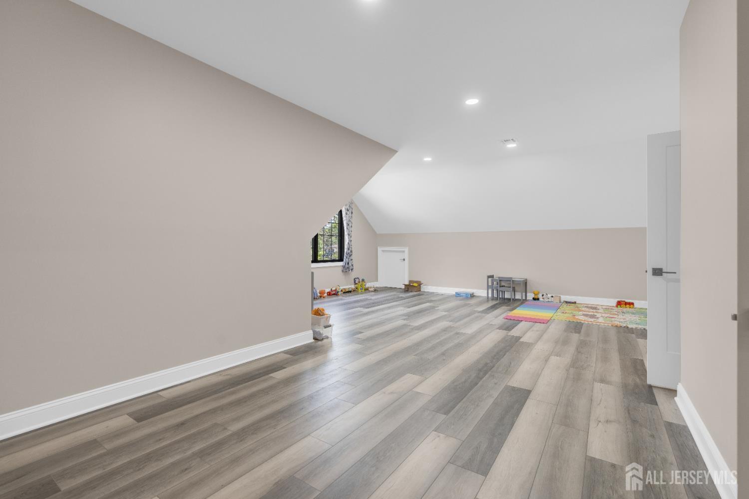 26 Mary Ellen Drive, Edison, New Jersey image 50