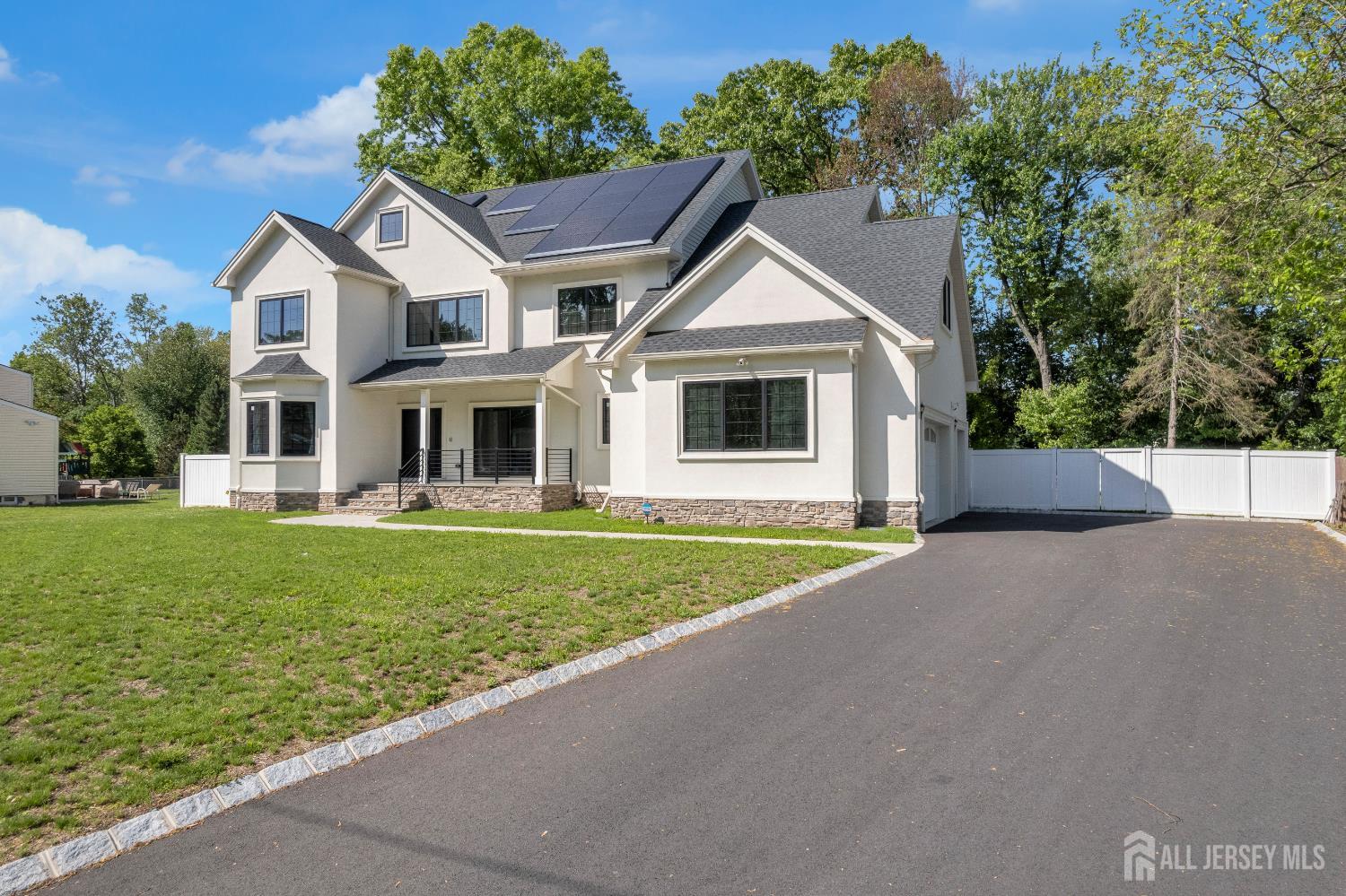 26 Mary Ellen Drive, Edison, New Jersey image 2