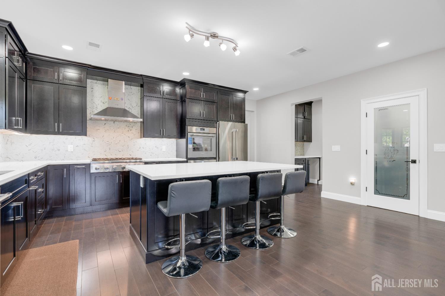 26 Mary Ellen Drive, Edison, New Jersey image 17
