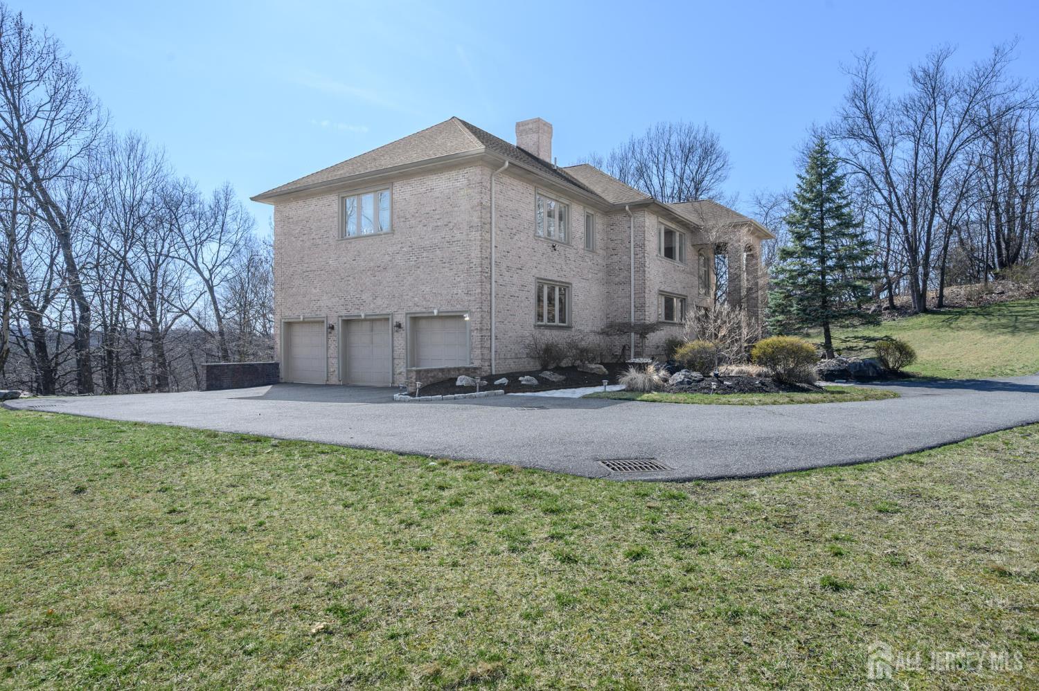 Woodland Park, New Jersey, 07424, United States, 5 Bedrooms Bedrooms, ,5 BathroomsBathrooms,Residential,Active,2035566