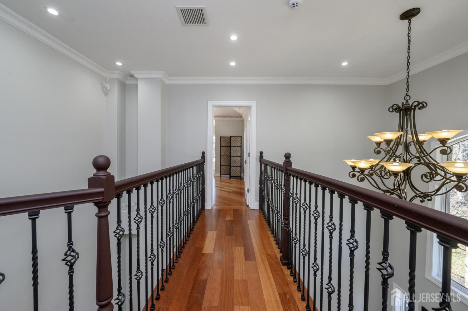 Woodland Park, New Jersey, 07424, United States, 5 Bedrooms Bedrooms, ,5 BathroomsBathrooms,Residential,Active,2035566