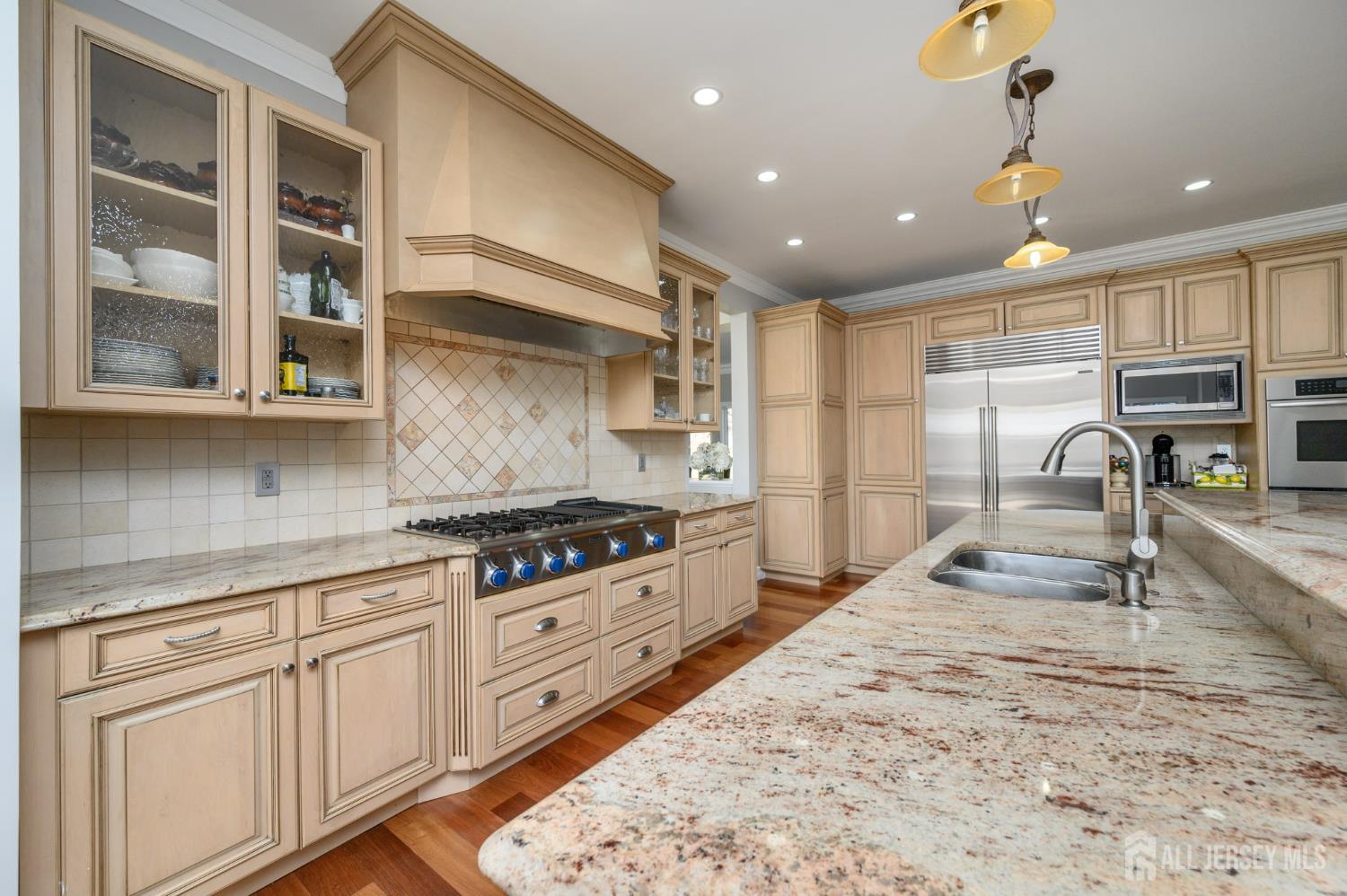 Woodland Park, New Jersey, 07424, United States, 5 Bedrooms Bedrooms, ,5 BathroomsBathrooms,Residential,Active,2035566