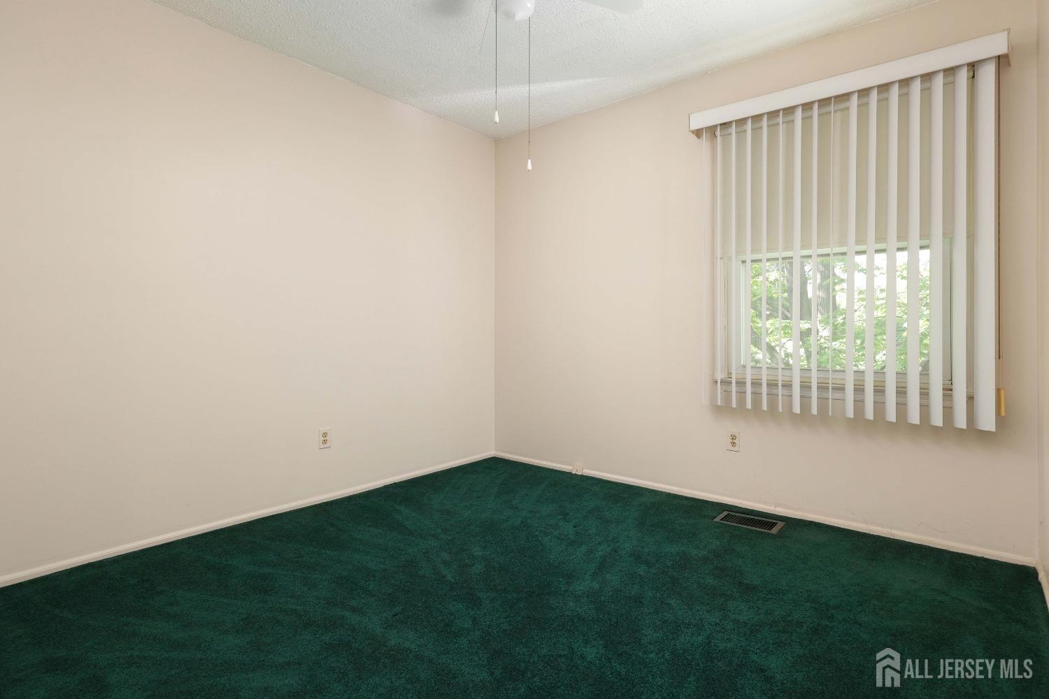 163 Baron Lane, East Brunswick, New Jersey image 11