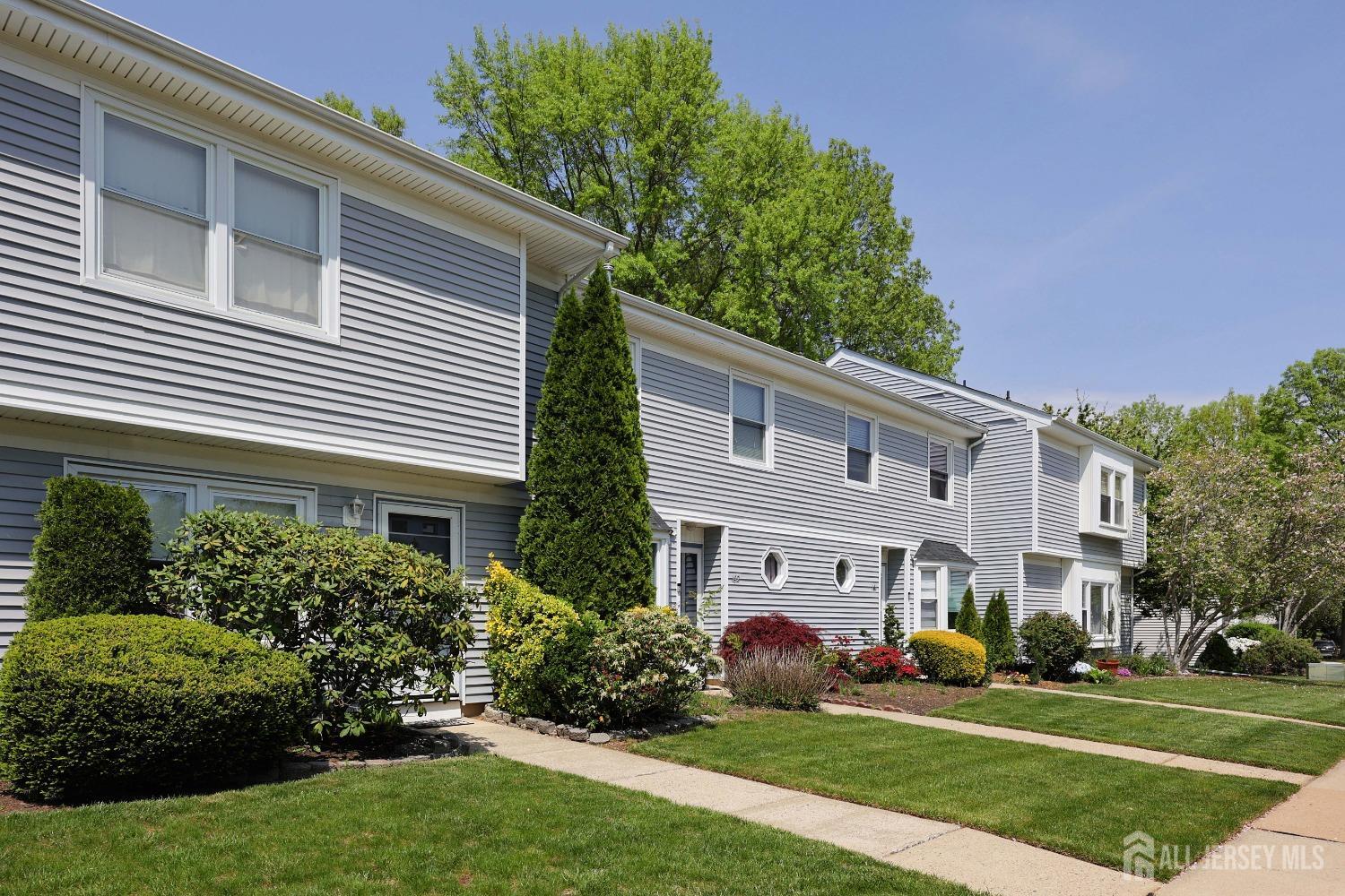 163 Baron Lane, East Brunswick, New Jersey image 2