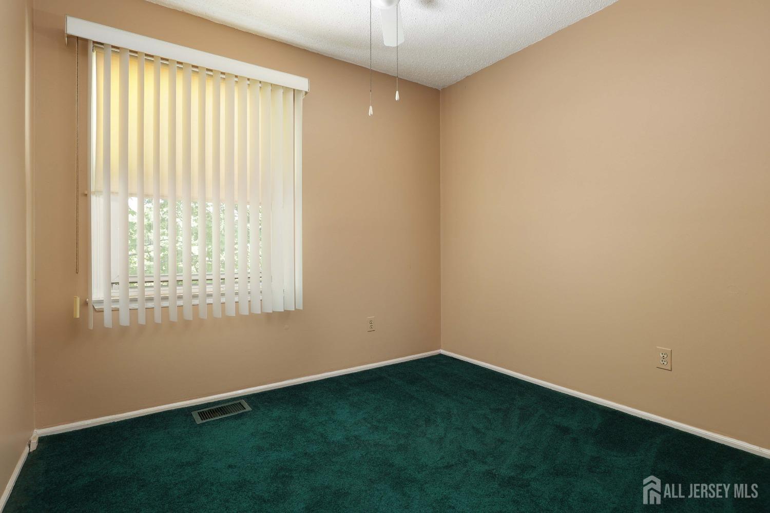 163 Baron Lane, East Brunswick, New Jersey image 10